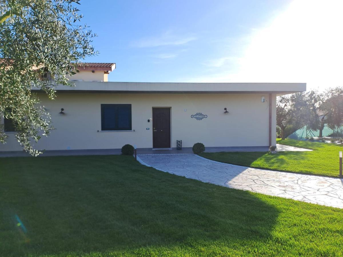La Campagna Di Peppe E Tullia Acomodação com café da manhã Formia Exterior foto